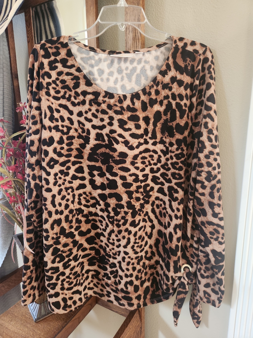Belle Leopard Print Long Sleeve Women's Top - Brown